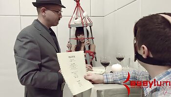 الحدب الوسادة لا يمكن إخفاءه! افلام سكس تبادل الزوجات مترجم